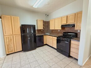 121 N 12th Ave in Phoenix, AZ - Building Photo - Building Photo