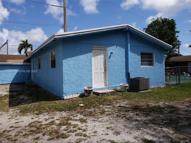 property at 580 NW 95th St