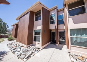 4433N Carefree in Colorado Springs, CO - Building Photo