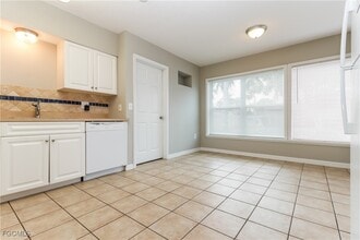 1450 Mandel Rd in Ft. Myers, FL - Building Photo - Building Photo