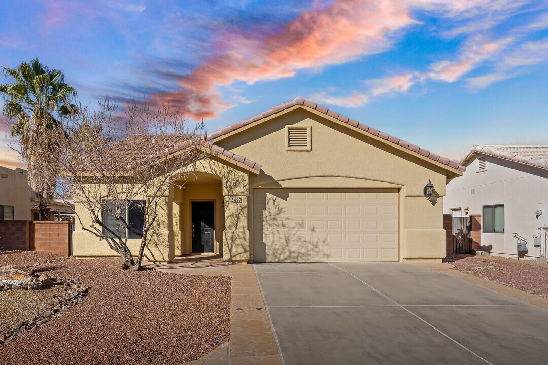 5427 Cedar Springs Dr in Sierra Vista, AZ - Building Photo