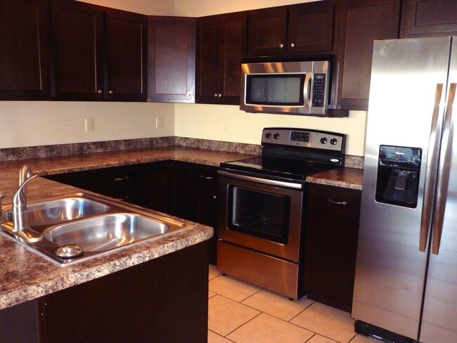 1120 S Pine St in Grand Island, NE - Building Photo - Building Photo