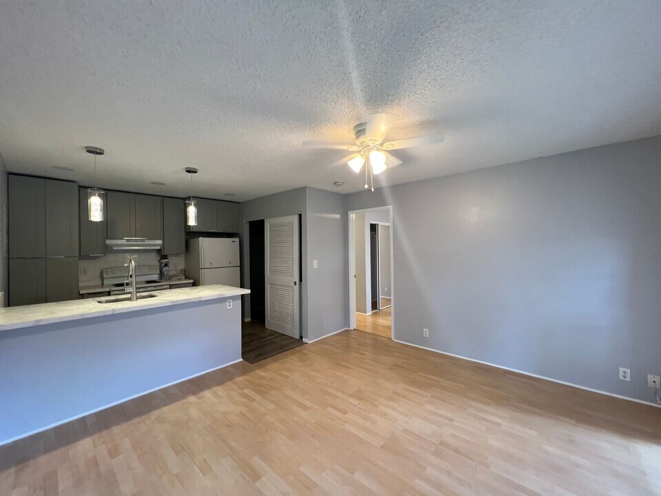 94-1435 Welina Loop in Waipahu, HI - Building Photo