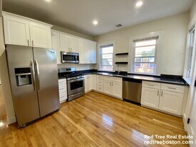 177 School St, Unit 2 in Boston, MA - Building Photo