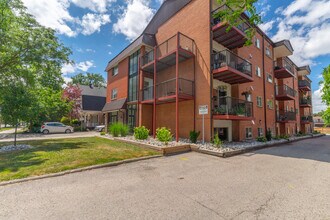 388 Dufferin Avenue in London, ON - Building Photo - Building Photo