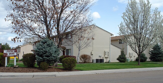Aspen Park Apartments in Nampa, ID - Foto de edificio - Building Photo