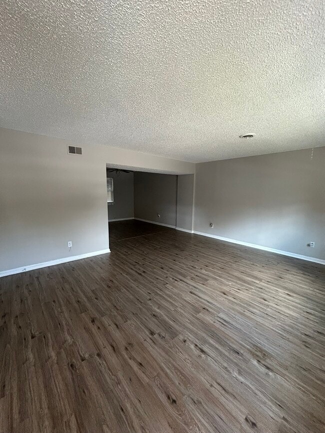 4705 Leaf Crest Ct in Columbia, SC - Building Photo - Building Photo