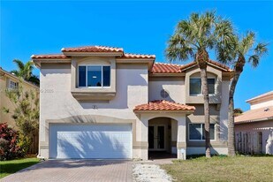 3149 NW 71st Ave in Margate, FL - Building Photo