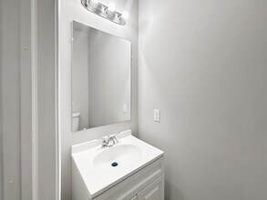 1572 Carswell St in Baltimore, MD - Building Photo - Building Photo