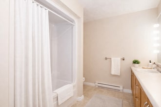 Woodbury Terrace in Fredericton, NB - Building Photo - Building Photo