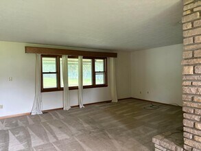 4001 Harlem Rd in New Albany, OH - Building Photo - Building Photo