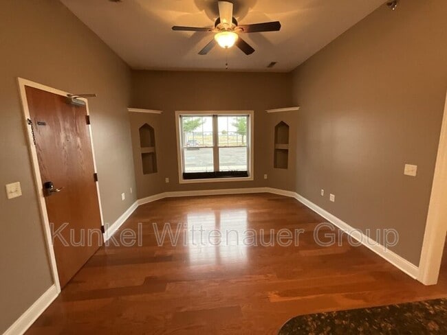 409 W Washington St in Freeburg, IL - Building Photo - Building Photo