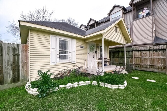 5221 Darling St in Houston, TX - Building Photo - Building Photo