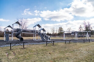 Warren Harbor Apartments in Indianapolis, IN - Building Photo