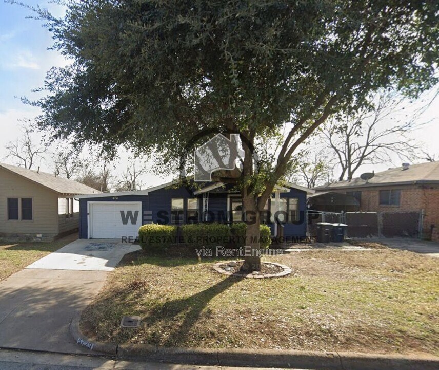 5729 Blackmore Ave in Fort Worth, TX - Building Photo