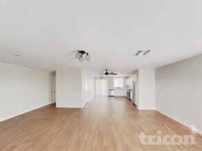 331 Judith Ann Ct in Las Vegas, NV - Building Photo - Building Photo