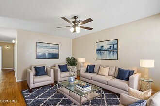 12504 Jon Evans Dr in El Paso, TX - Building Photo - Building Photo