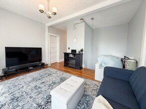 37 Harvard Ave in Brookline, MA - Building Photo - Building Photo