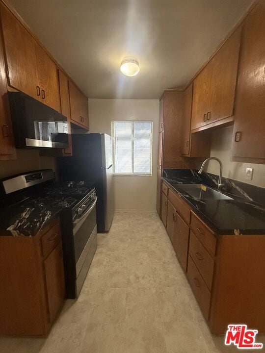 property at 1166 Amherst Ave