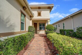 20040 Caserta Wy in Port St. Lucie, FL - Building Photo - Building Photo