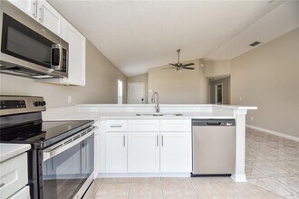 1639 Ridge Pointe Dr in Orlando, FL - Building Photo - Building Photo