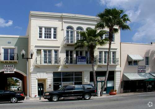 533 Clematis St in West Palm Beach, FL - Building Photo