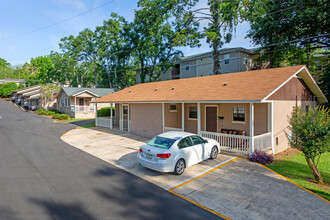 410-414 Hayden Rd in Tallahassee, FL - Building Photo - Primary Photo