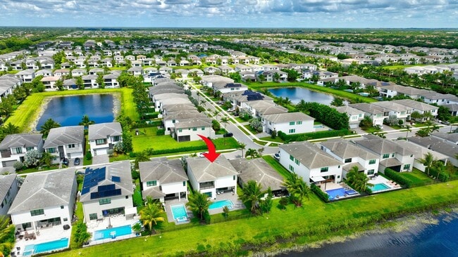 17222 Blue Bayou Dr in Boca Raton, FL - Building Photo - Building Photo