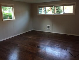 6833 25th Ave NE in Seattle, WA - Building Photo