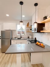 5903 Glenfinnan Ave, Unit ADU in Azusa, CA - Foto de edificio - Building Photo