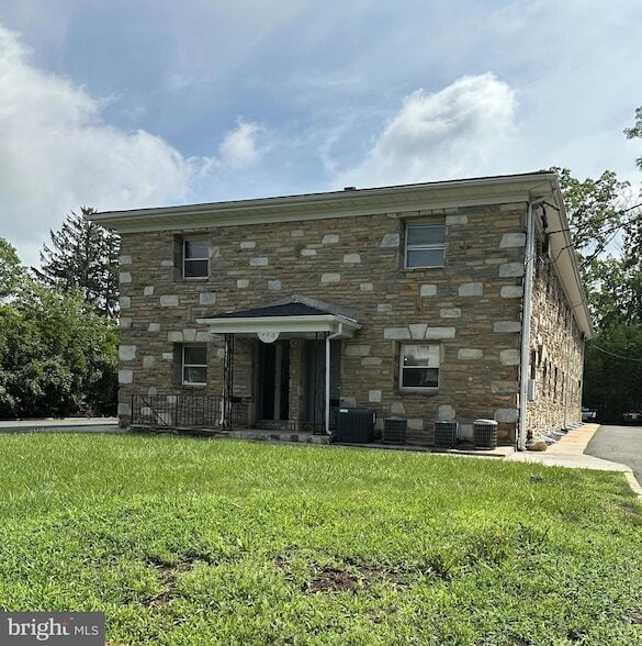 property at 564 Grand Ave
