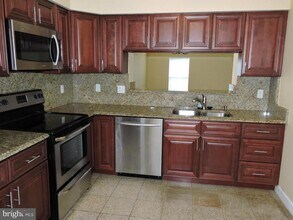 20941 Rootstown Terrace in Ashburn, VA - Building Photo - Building Photo