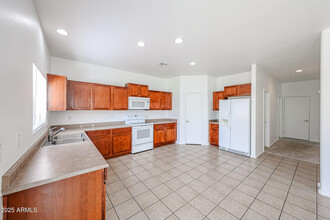 17249 W Rimrock St in Surprise, AZ - Building Photo - Building Photo