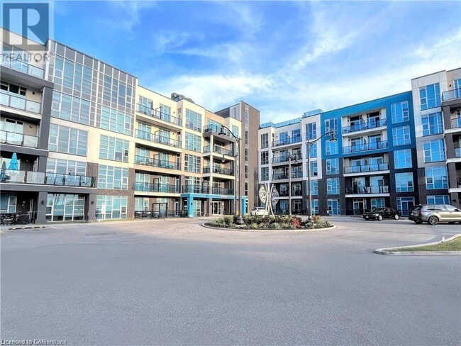 property at 10 Concord Pl