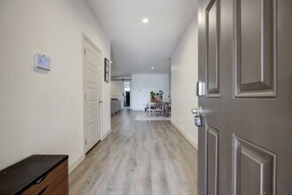 14701 Travertine Fls Ln in Oklahoma City, OK - Building Photo - Building Photo