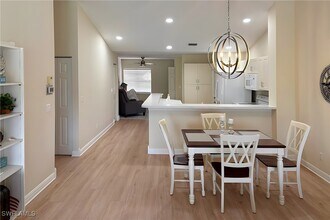 5035 Cedar Springs Dr in Naples, FL - Building Photo - Building Photo