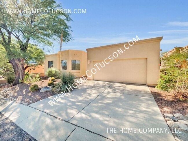 6325 N Calle Del Halcon in Tucson, AZ - Foto de edificio - Building Photo
