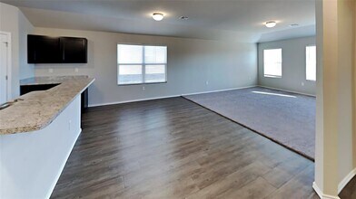 11748 NW 99th Ter in Yukon, OK - Building Photo - Building Photo