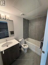 7439 Kingston Rd in Toronto, ON - Building Photo - Building Photo