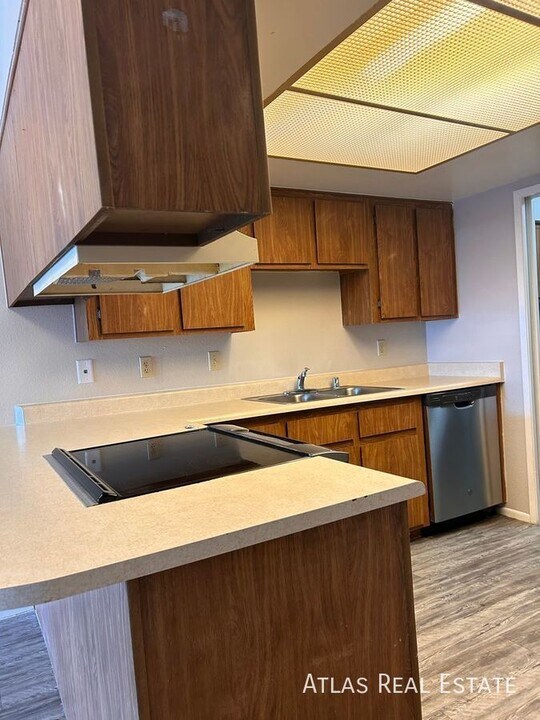 3060 E Cicero St in Mesa, AZ - Building Photo