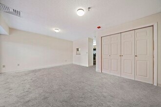 133 Commander Shea Blvd, Unit 215 in Quincy, MA - Building Photo - Building Photo