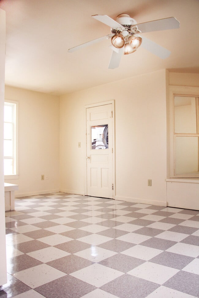 property at 122 North St