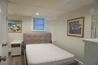22 Lambert St, Unit B in Cambridge, MA - Building Photo - Building Photo