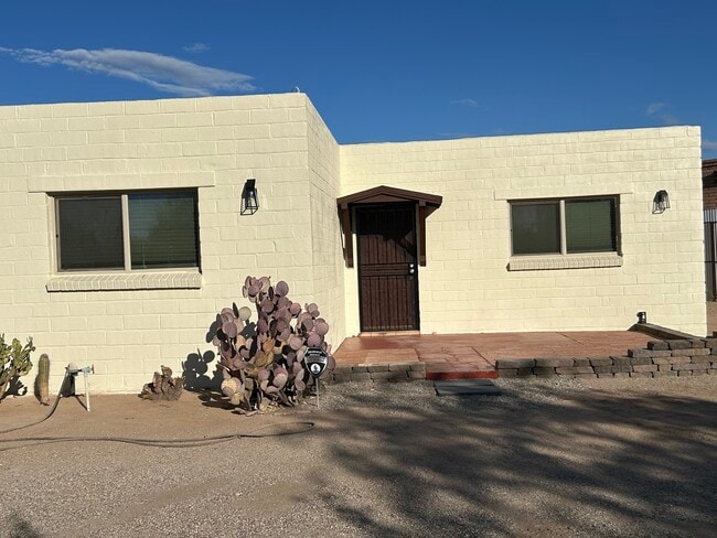 property at 3516 N Euclid Ave