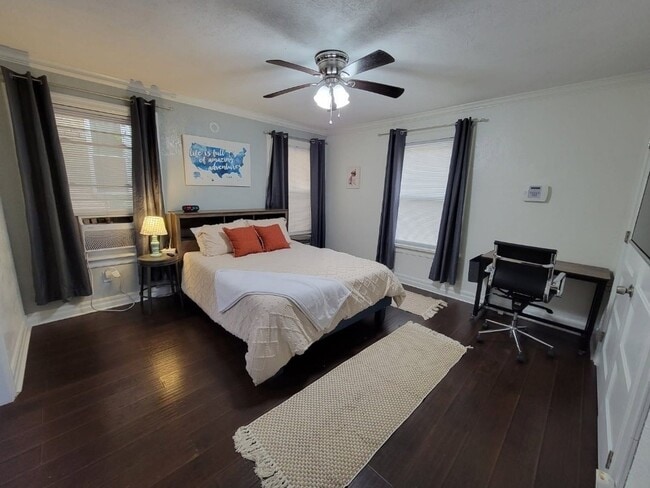 property at 717 Culbertson Dr