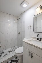 1344 W Ohio St in Chicago, IL - Building Photo - Building Photo