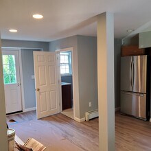 19 Dartmouth St, Unit - in Exeter, NH - Building Photo - Building Photo
