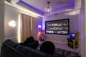 10217 Napa Valley Dr in Frisco, TX - Building Photo - Building Photo