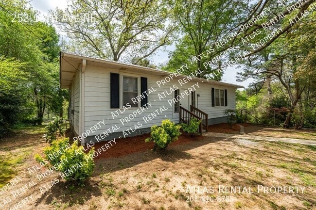 253 11th Ave NE in Graysville, AL - Building Photo - Building Photo