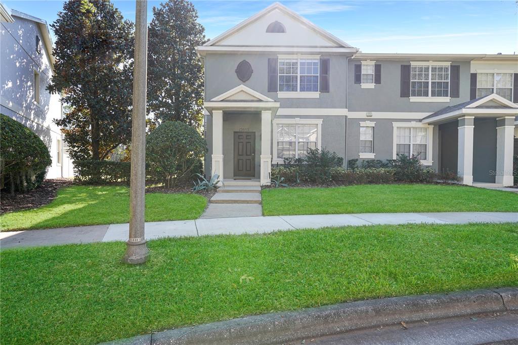 12682 Langstaff Dr in Windermere, FL - Foto de edificio